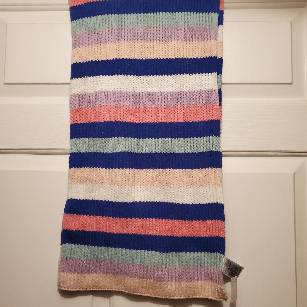 NWT GAP scarf